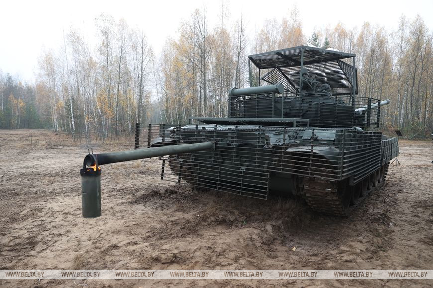 Belarus tank with improvised anti-thermal decoy device and standoff turret armor.